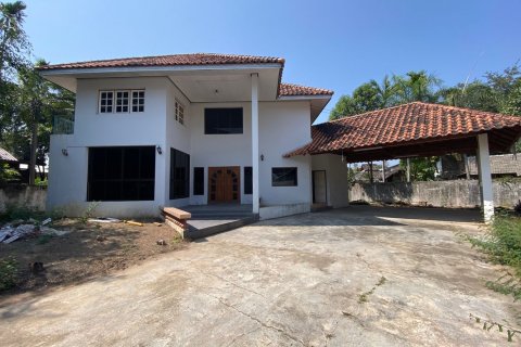 Maison à Chiang Mai, Thaïlande 1 chambre № 120328