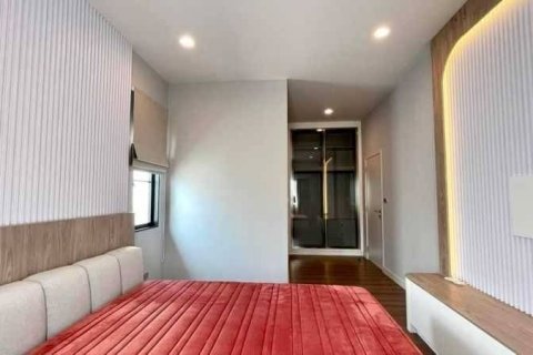 House in Samut Prakan, Thailand 4 bedrooms № 123883 - photo 10
