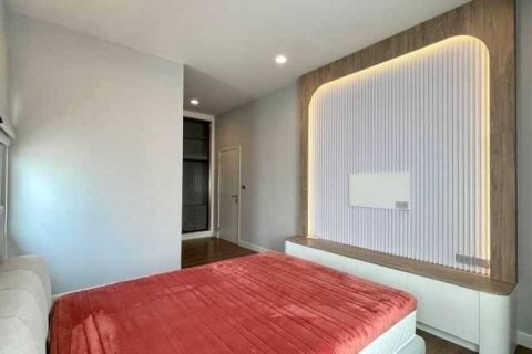House in Samut Prakan, Thailand 4 bedrooms № 123883 - photo 11