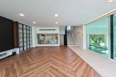 Townhouse in Khlong Toei, Bangkok, Thailand 3 bedrooms № 123884 - photo 20