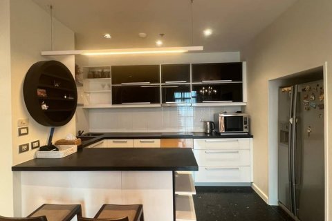 Condo in Watthana, Bangkok, Thailand, 3 bedrooms № 123885 - photo 5