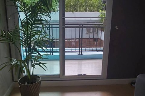 Кондоминиум с 1 спальней в Пхракханонге, Бангкок, Таиланд № 123886 - фото 27