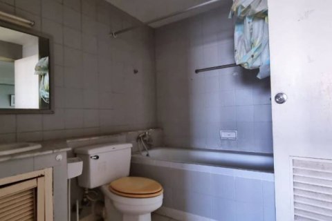 Condo in Bang Lamung, Thailand, 3 bedrooms  № 104148 - photo 10