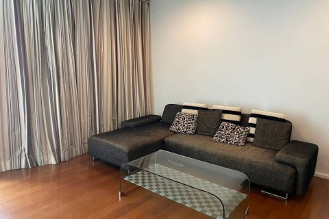 Кондоминиум с 2 спальнями в Бангкоке, Таиланд № 144503 - фото 2