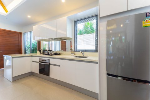 Villa in Phuket, Thailand 3 bedrooms № 142214 - photo 3