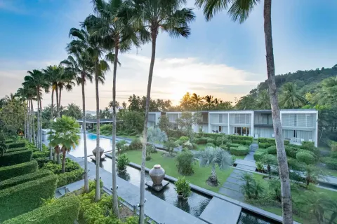 Villa in Phuket, Thailand 5 bedrooms № 123548