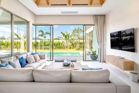 House in Phuket, Thailand 4 bedrooms № 131580 - photo 3