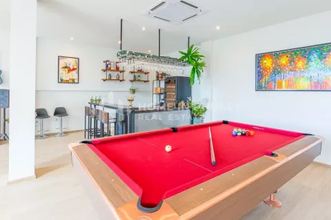 House in Phuket, Thailand 6 bedrooms № 130988 - photo 30