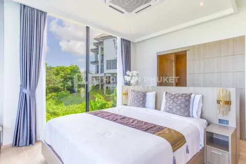 House in Phuket, Thailand 6 bedrooms № 130988 - photo 20