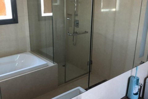 Кондоминиум с 3 спальнями в Клонг Тоэй, Бангкок, Таиланд № 123712 - фото 12