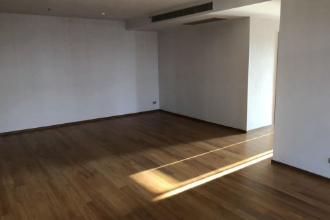 Кондоминиум с 3 спальнями в Клонг Тоэй, Бангкок, Таиланд № 123712 - фото 5