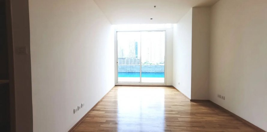 Condo in Sathon, Bangkok, Thailand, 3 bedrooms № 123706