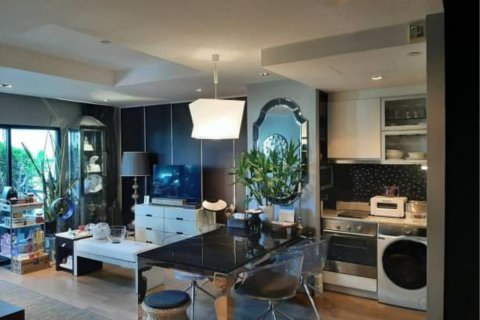 Кондоминиум с 2 спальнями в Сатхоне, Бангкок, Таиланд № 123708 - фото 13