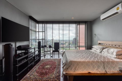 Condo à Watthana, Bangkok, Thaïlande, 3 chambres  № 123707 - photo 13