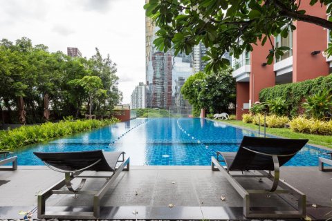 Condo à Watthana, Bangkok, Thaïlande, 3 chambres  № 123707 - photo 19