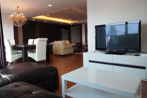 Condo à Sathon, Bangkok, Thaïlande, 3 chambres  № 123709 - photo 7