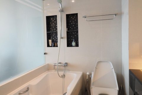 Condo à Sathon, Bangkok, Thaïlande, 3 chambres  № 123709 - photo 19