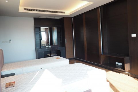 Condo à Sathon, Bangkok, Thaïlande, 3 chambres  № 123709 - photo 5