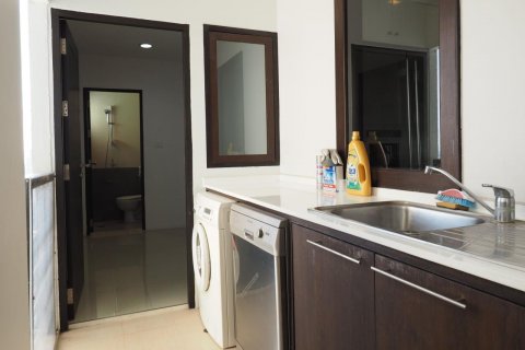 Condo à Sathon, Bangkok, Thaïlande, 3 chambres  № 123709 - photo 17