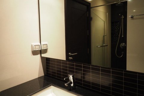 Condo à Sathon, Bangkok, Thaïlande, 3 chambres  № 123709 - photo 8