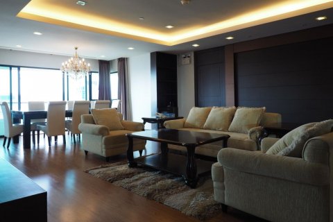 Condo à Sathon, Bangkok, Thaïlande, 3 chambres  № 123709 - photo 15