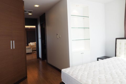 Condo à Sathon, Bangkok, Thaïlande, 3 chambres  № 123709 - photo 12