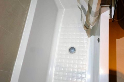 Condo in Sathon, Bangkok, Thailand, 1 bedroom  № 123710 - photo 6