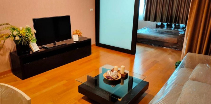Condo in Sathon, Bangkok, Thailand, 1 bedroom  № 123710