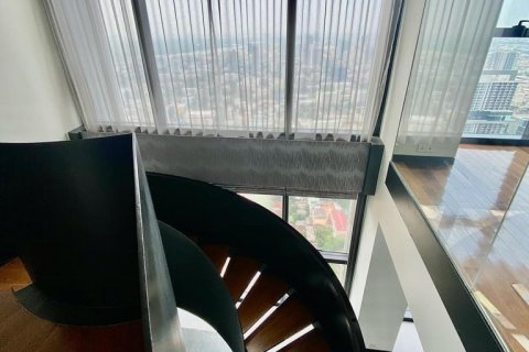 Кондоминиум с 4 спальнями в Бангкоке, Таиланд № 130643 - фото 8