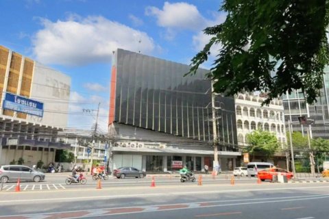 Коммерческая недвижимость в Бангкоке, Таиланд 1750м2  № 86871 - фото 1