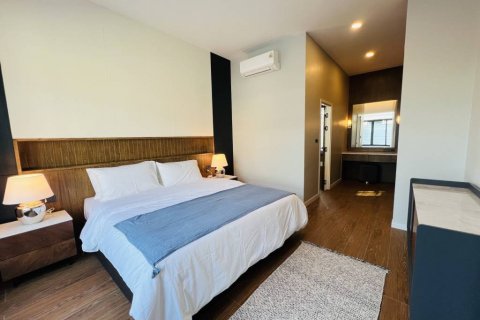 Дом в Банг Ламунге, Таиланд с 3 спальнями  № 132404 - фото 1