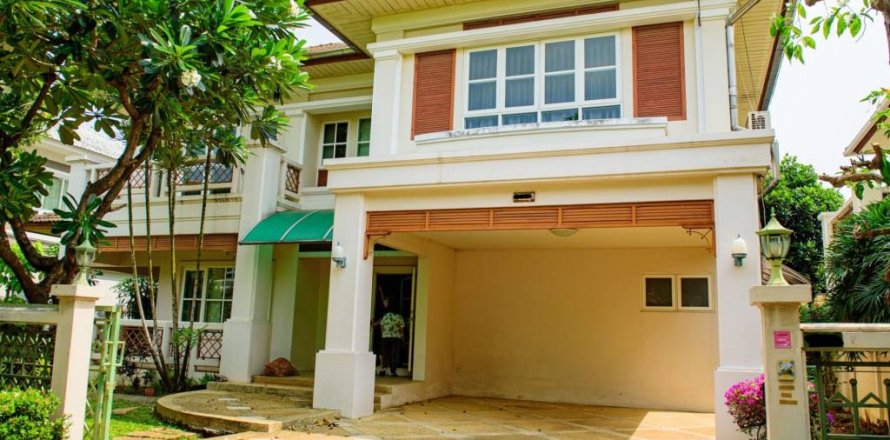 Дом в Бангкоке, Таиланд с 3 спальнями  № 132403