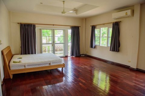 Дом в Бангкоке, Таиланд с 3 спальнями  № 132403 - фото 9