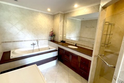 Кондоминиум с 1 спальней в Паттайе, Таиланд № 125541 - фото 20