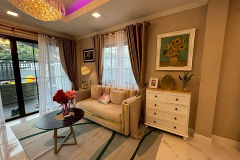 Дом в Паттайе, Таиланд с 5 спальнями  № 125545 - фото 6