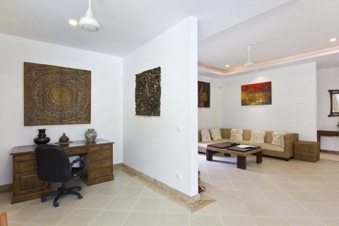 Villa in Ko Samui, Thailand 3 bedrooms № 106886 - photo 7