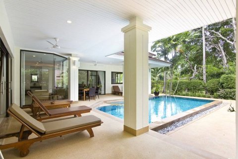 Villa in Ko Samui, Thailand 3 bedrooms № 106886 - photo 2