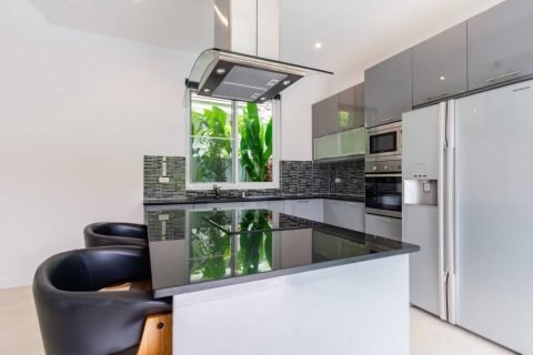 Villa in Hua Hin, Thailand 3 bedrooms № 106891 - photo 8