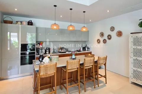 House in Phuket, Thailand 4 bedrooms № 131418 - photo 11