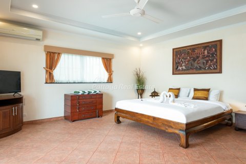 Дом в Саттахипе, Таиланд с 7 спальнями № 78471 - фото 9