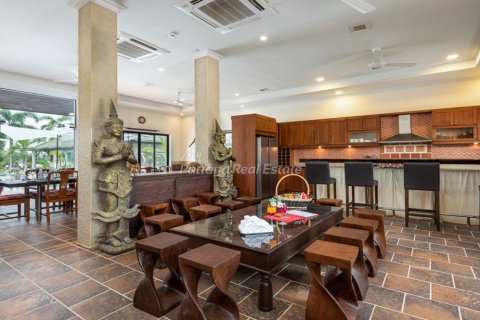 Дом в Саттахипе, Таиланд с 7 спальнями № 78471 - фото 30