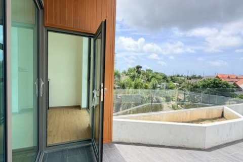 Villa in Chalong, Thailand 4 bedrooms № 144583 - photo 3