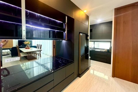 House in Chiang Mai, Thailand 3 bedrooms № 121911 - photo 6