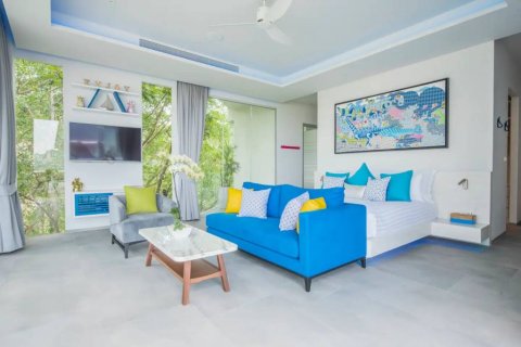 Villa in Kathu, Thailand 5 bedrooms № 104906 - photo 6