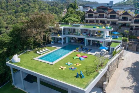 Villa in Kathu, Thailand 5 bedrooms № 104906 - photo 3