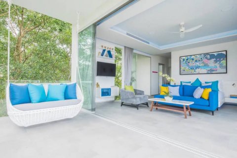 Villa in Kathu, Thailand 5 bedrooms № 104906 - photo 5