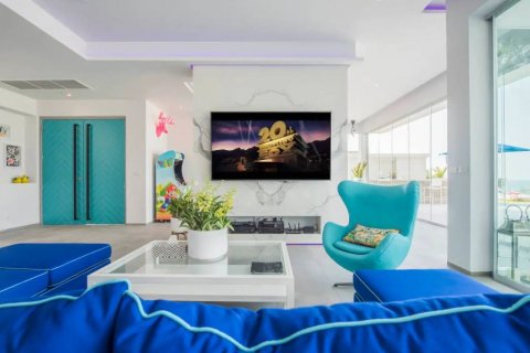 Villa in Kathu, Thailand 5 bedrooms № 104906 - photo 7