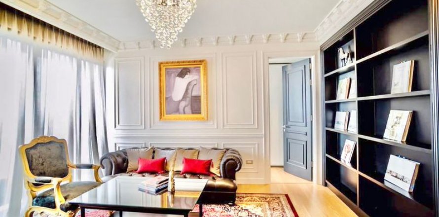 Condo in Bangkok, Thailand, 3 bedrooms  № 142958