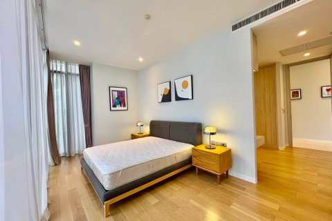 Condo in Bangkok, Thailand, 2 bedrooms № 142962 - photo 11