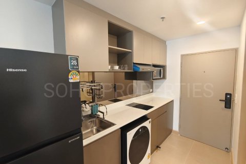 Studio dans le Condo à Bangkok, Thaïlande  № 142956 - photo 7